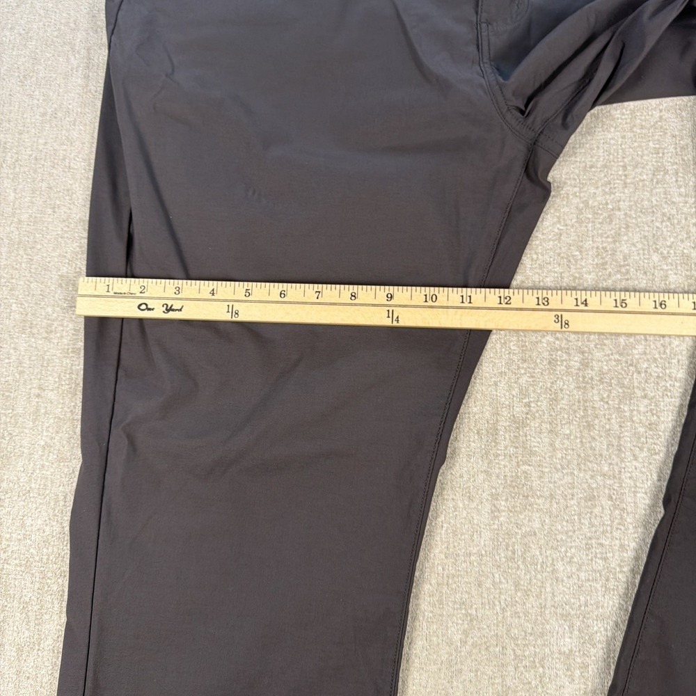 Eddie Bauer Pants Mens 40x32 Outdoor Hiking Stretch Nylon 5-Pocket Casual Gray - Picture 8 of 14